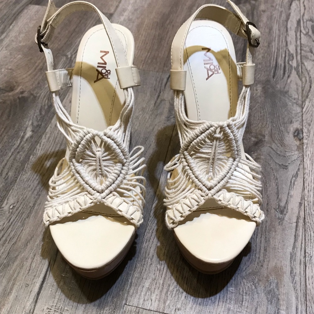 MIA girl Cream and Tan Strappy Boho Wedge Sandals Sz 6.5